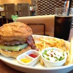 新宿四谷三丁目のIslands Burgerに行ってきました