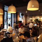 東京駅付近の電源・WIFIカフェなら日本橋のコーヒービーン・アンド・ティーリーフ日本1号店