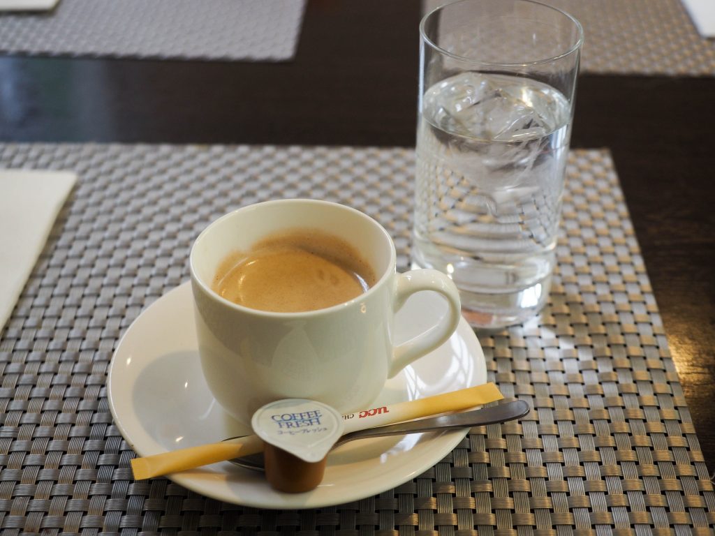 結局コーヒーをいただきました