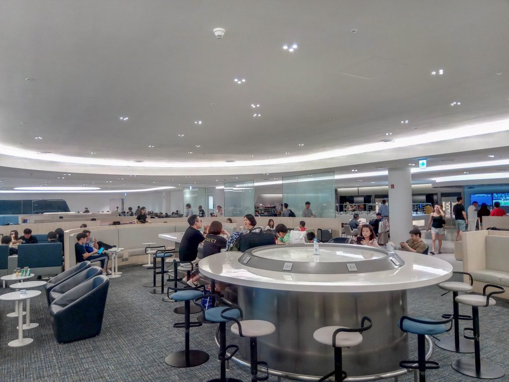 大韓航空ラウンジ全景