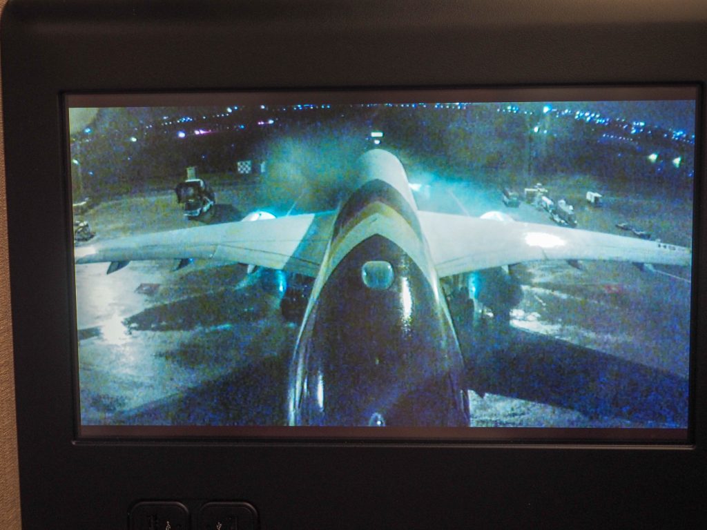 スコールが降るバンコクスワンナプーム国際空港