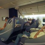 タイ国際航空の近距離ビジネスクラスB777-200ERは旧型シートだがホスピタリティ満点で大満足